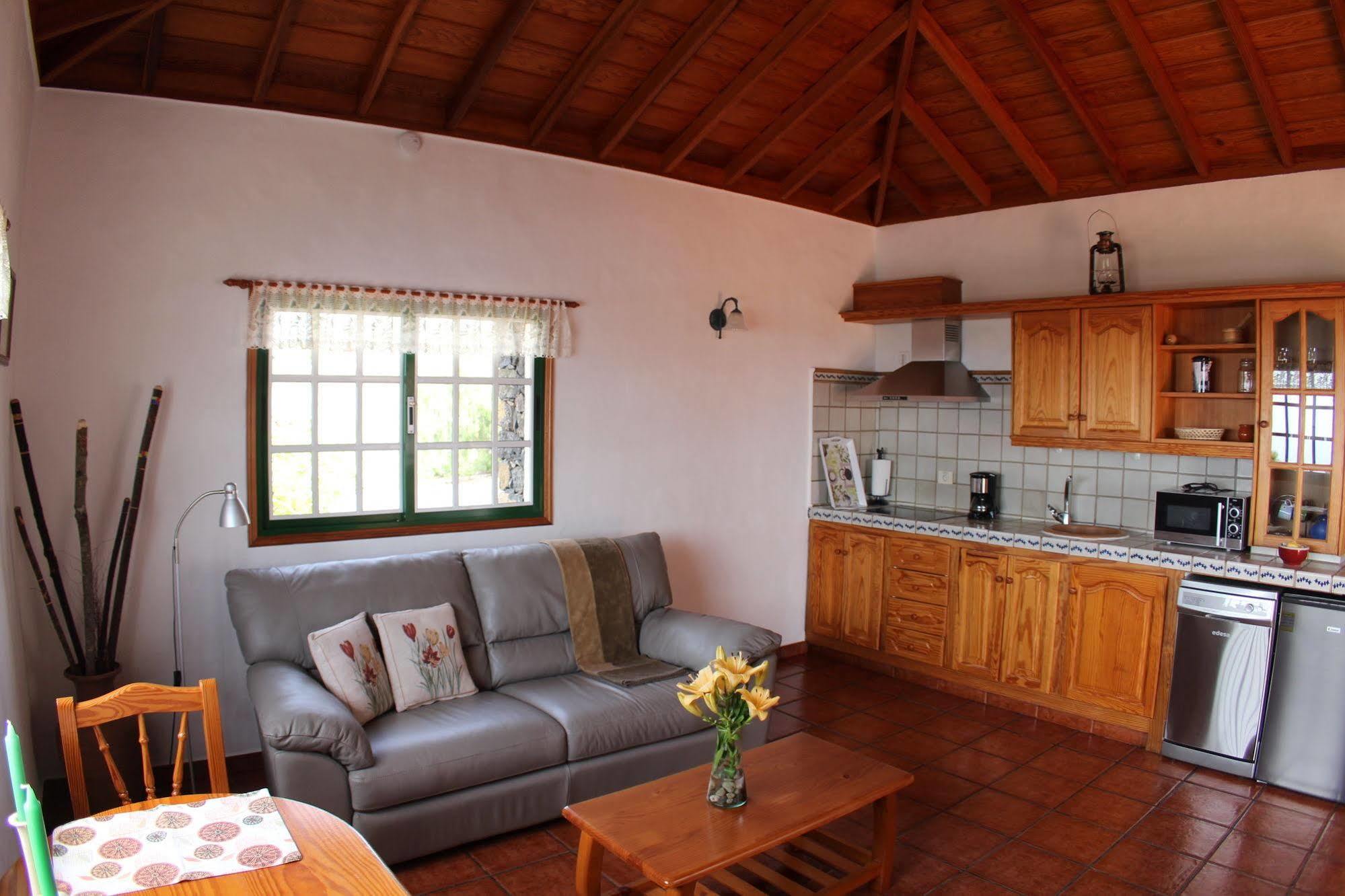 Casa La Majada (Adults Only) Pensionat Los Llanos De Aridane Exteriör bild